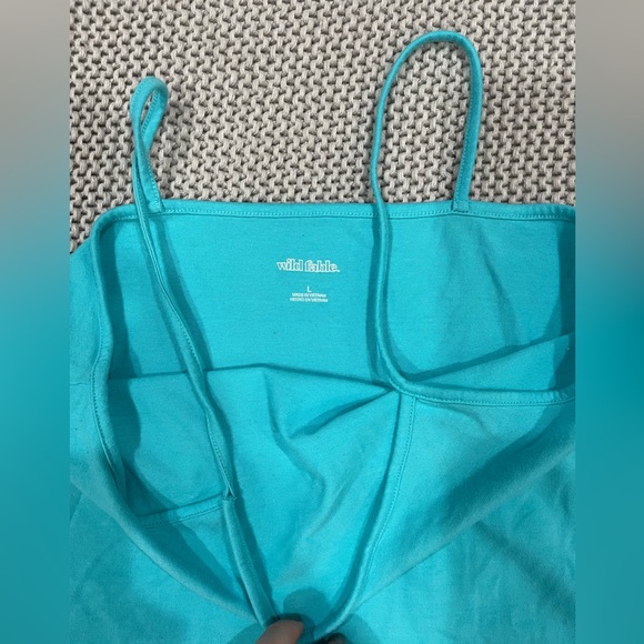 NEW WO TAGS Wild Fable Spaghetti Strap Cropped Tank Top - Picture 2 of 2